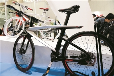 自行车电动车展亮点多 多款车型主打『智能牌』-新闻中心-北方网